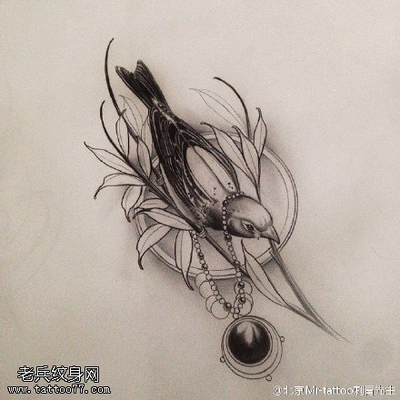手稿翠鸟纹身图案