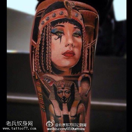 小腿上部落女王纹身图案