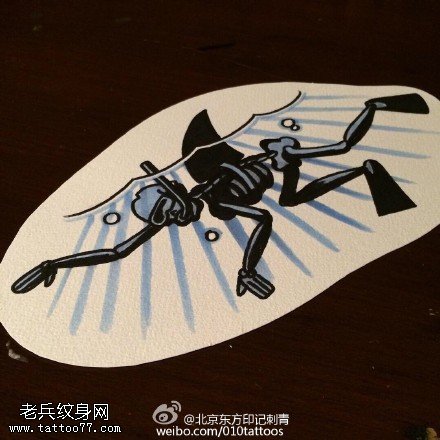 手稿的骨架纹身图案