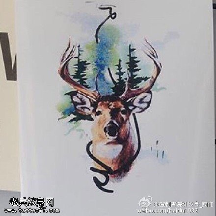 水墨的森林鹿纹身图案