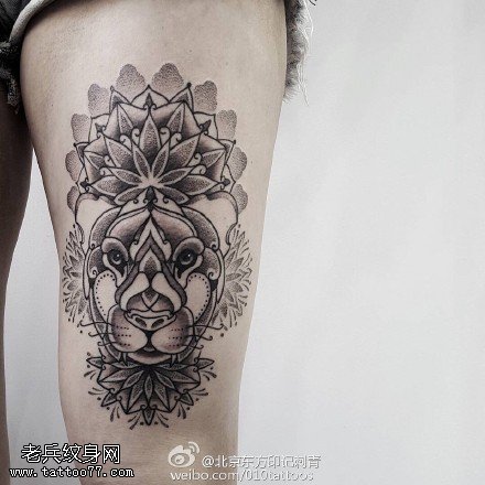 大腿的梵花老虎纹身图案