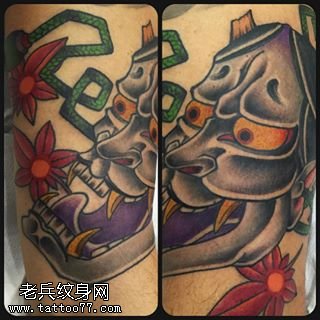 腿部的般若纹身图案