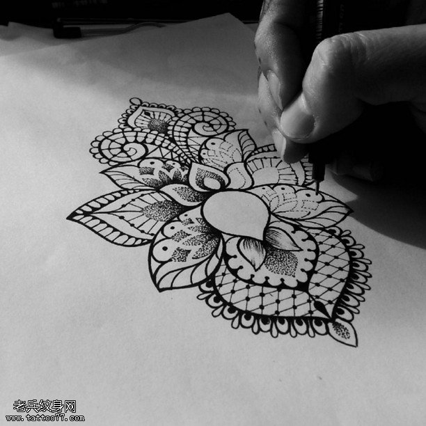 手稿经典莲花座纹身图案