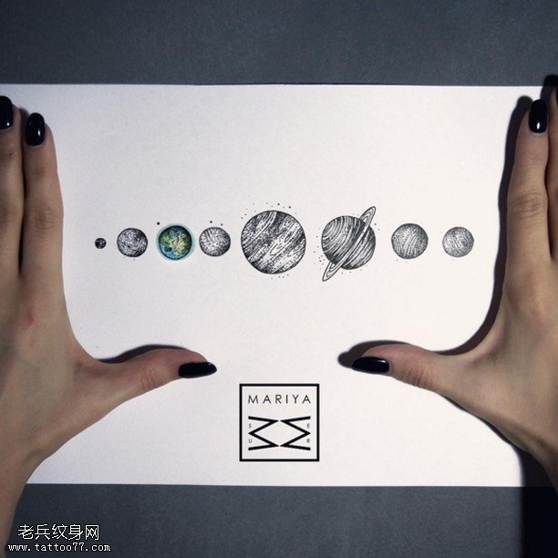 手稿行星纹身图案