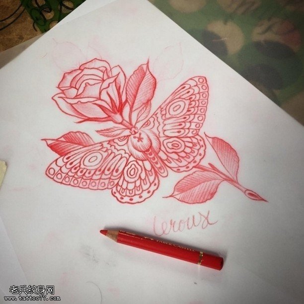 手稿素描蝴蝶玫瑰纹身图案