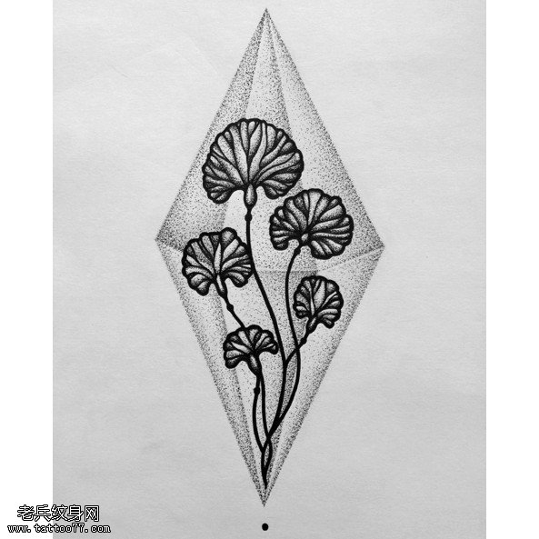 手稿点刺扇叶纹身图案