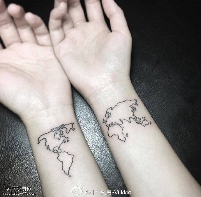 手腕上的地图纹身图案