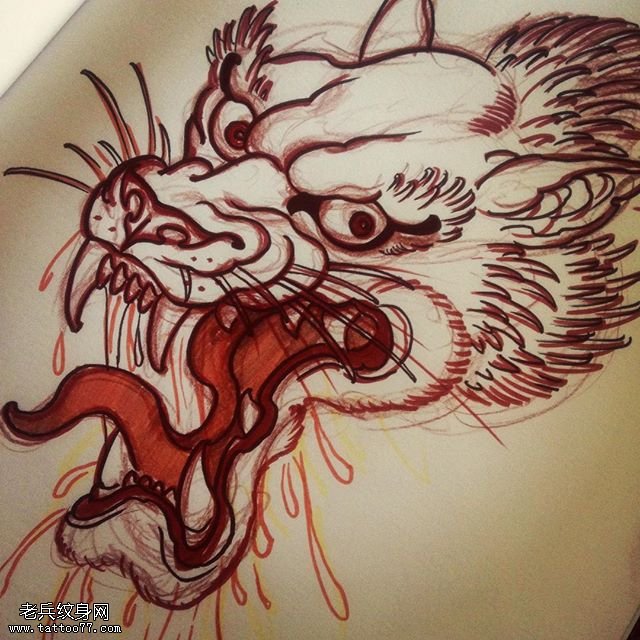 手稿彩绘龙头纹身图案