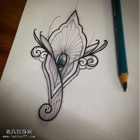 手稿宝石花纹身图案