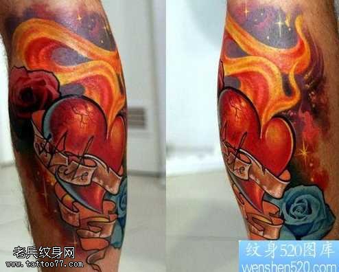 腿部火焰玫瑰纹身图案