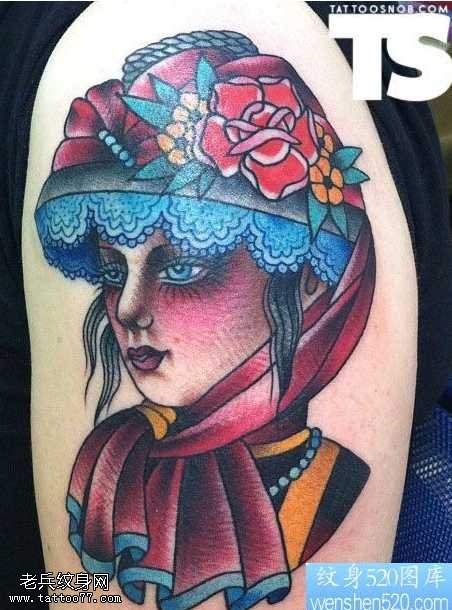 胳膊美女纹身图案