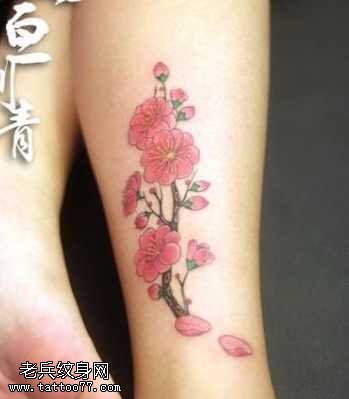 手臂挑花纹身图案