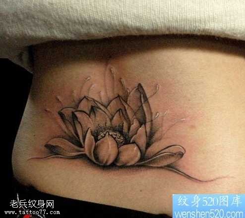 腰部黑灰莲花纹身图案
