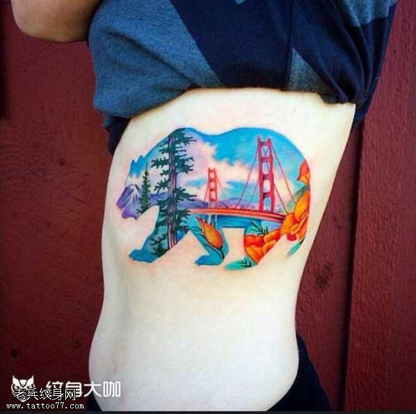 腰部美丽纹身图案