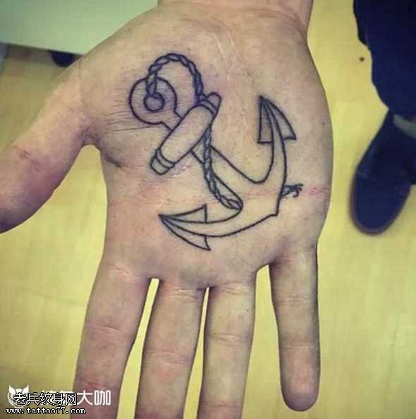 清新船锚纹身图案