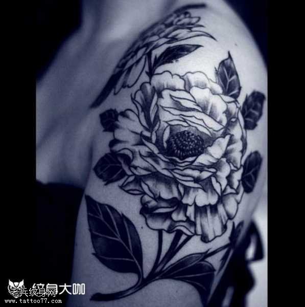 胳膊黑牡丹花纹身图案