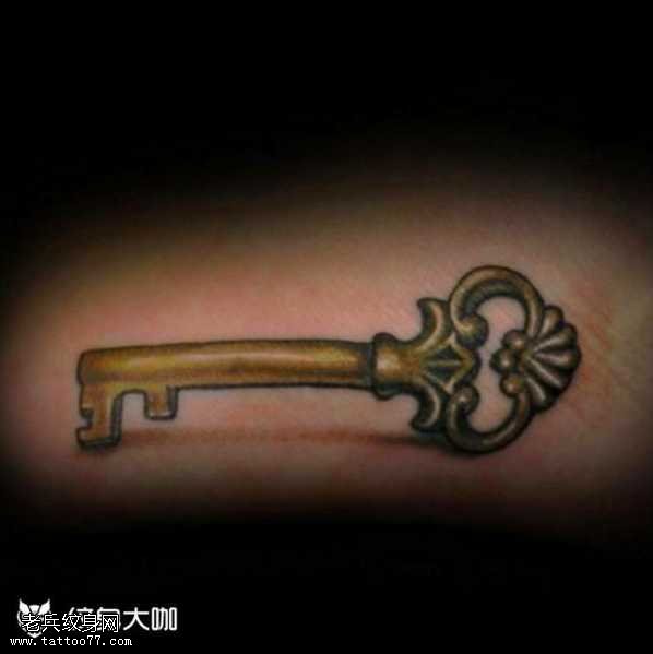 黄金钥匙纹身图案