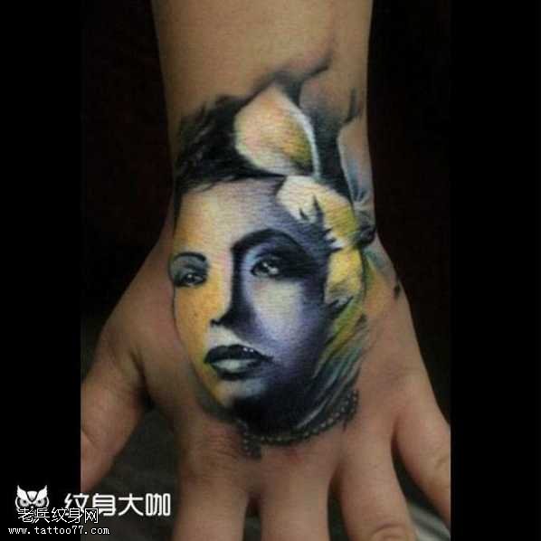 手部女魂纹身图案