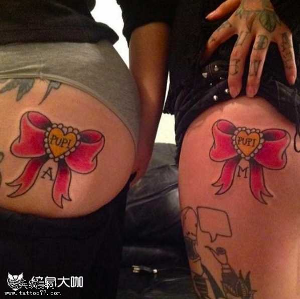 腿部蝴蝶结纹身图案