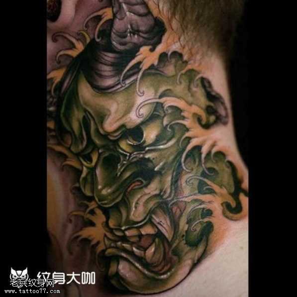 腰部般若纹身图案