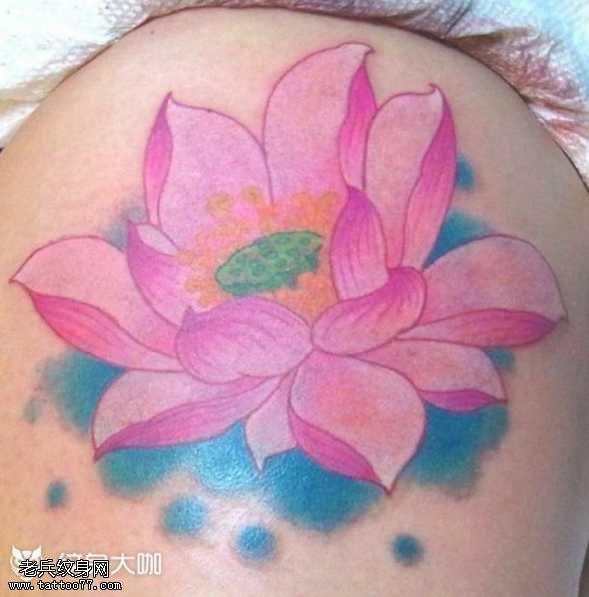 腿部莲花纹身图案