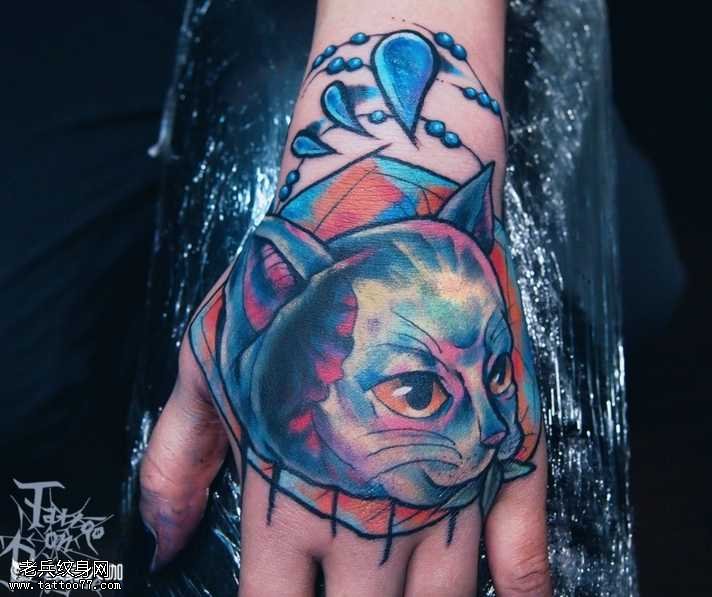 手部猫咪纹身图案