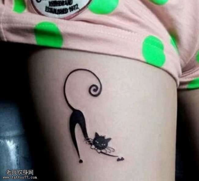 腿部小清新猫咪纹身图案