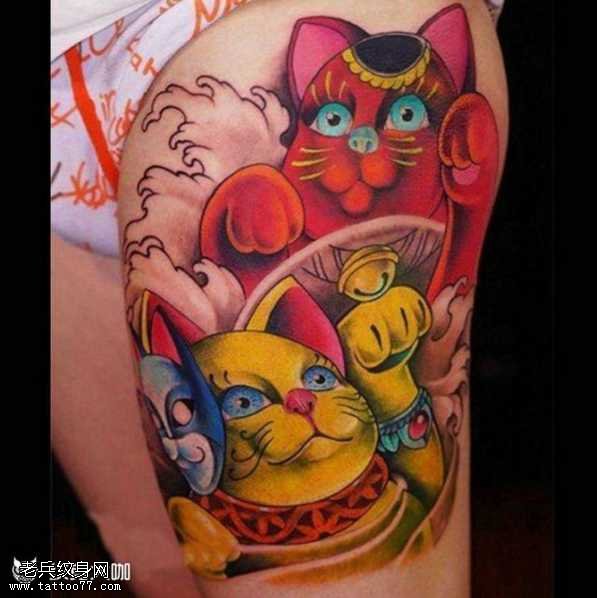 腿部招财猫纹身图案