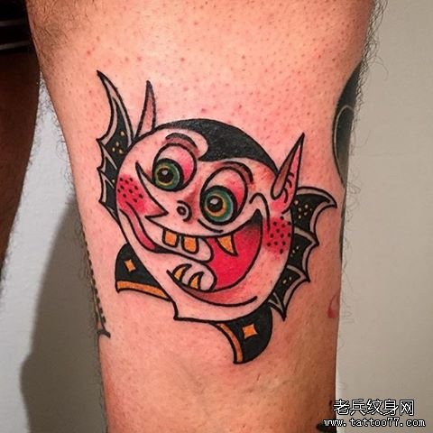大腿小恶魔纹身图案