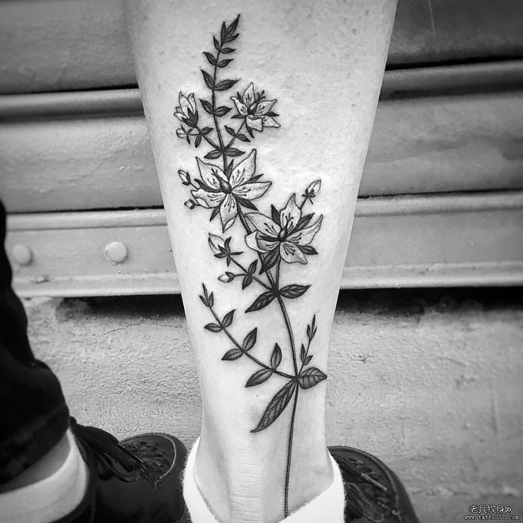 小腿小清新花tattoo