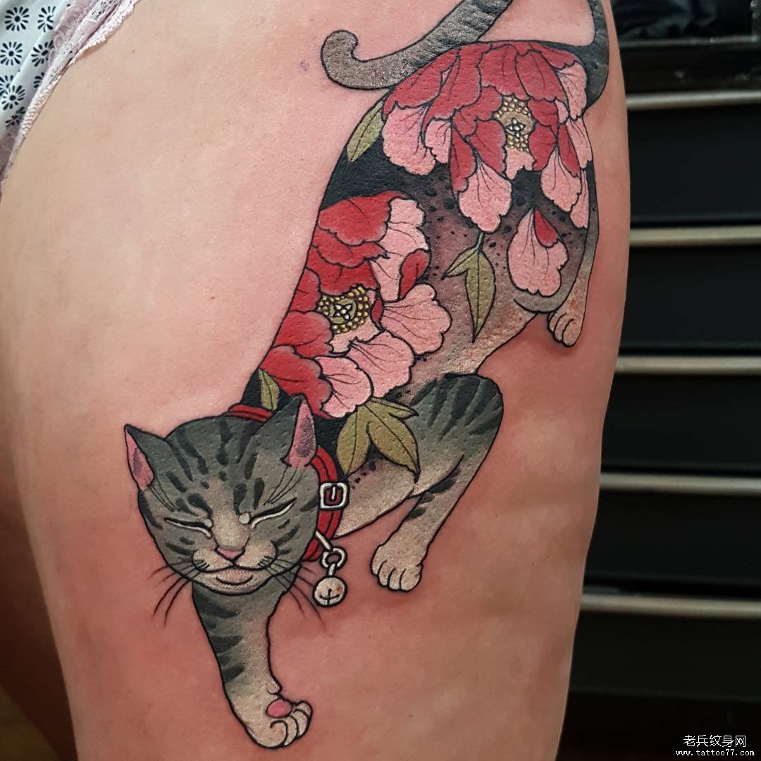 大腿日式纹身猫纹身图案