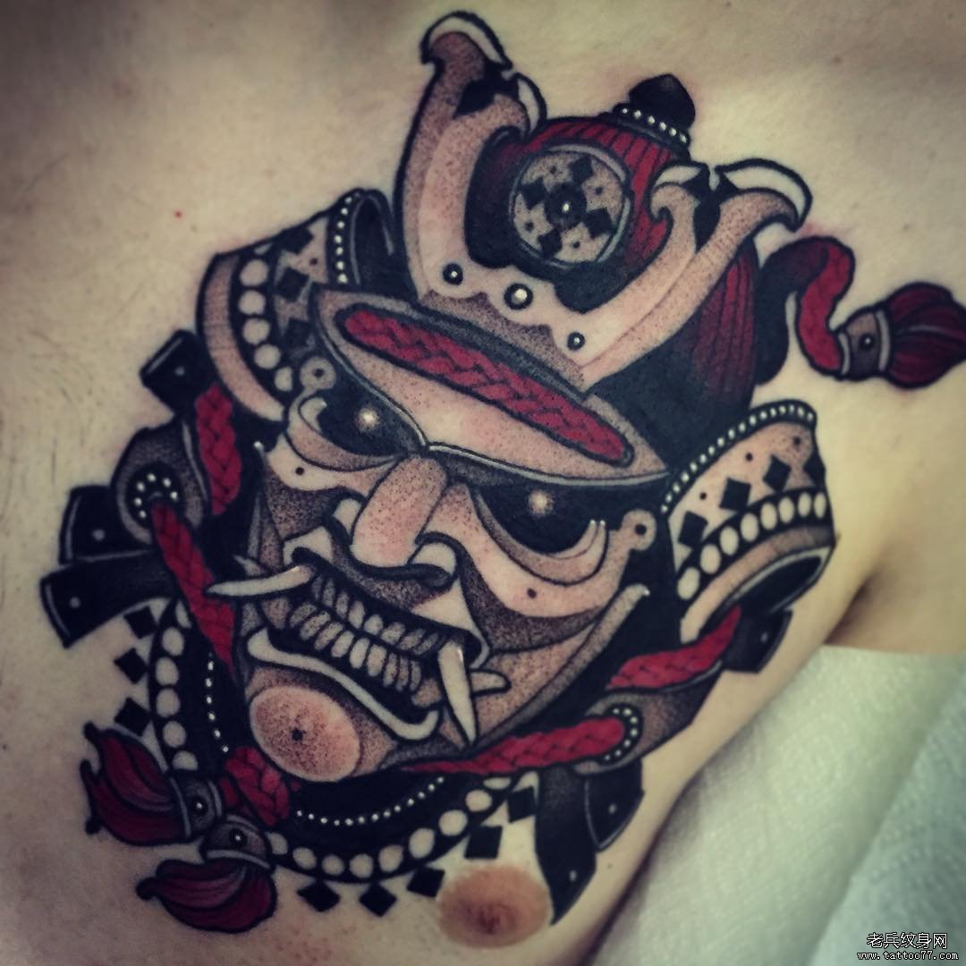 胸部新传统武士tattoo纹身图案