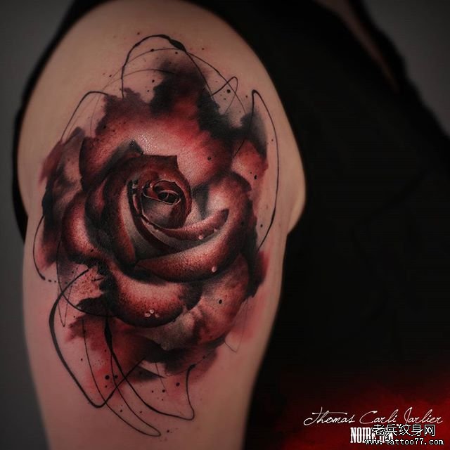 大臂水墨玫瑰tattoo纹身图案