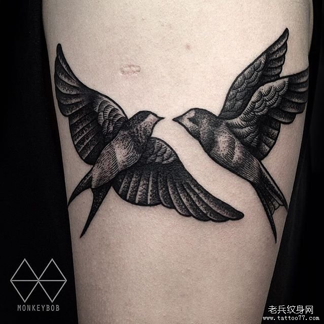 大臂燕子纹身tattoo图案