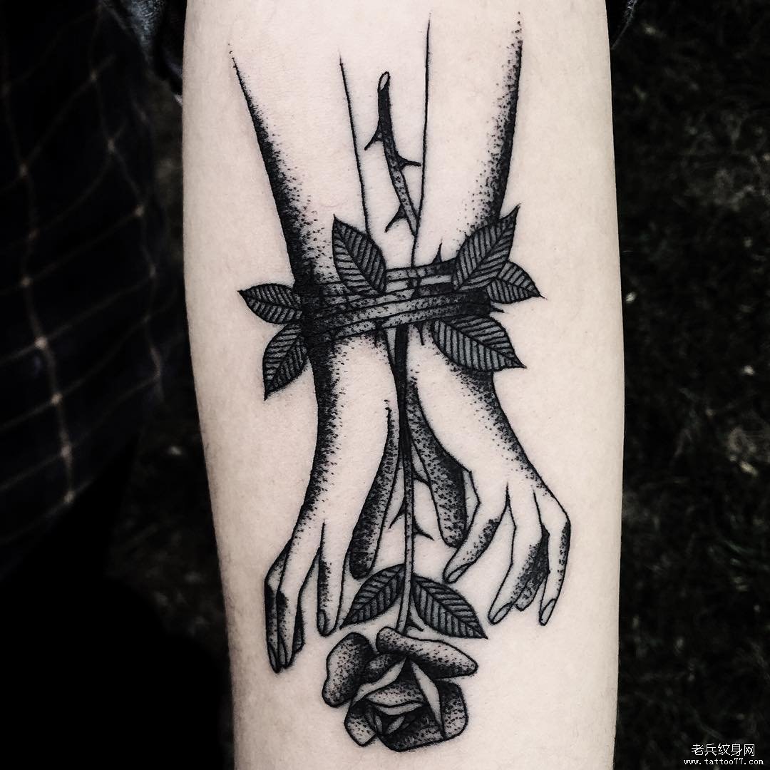 小臂欧美手点刺纹身tattoo图案