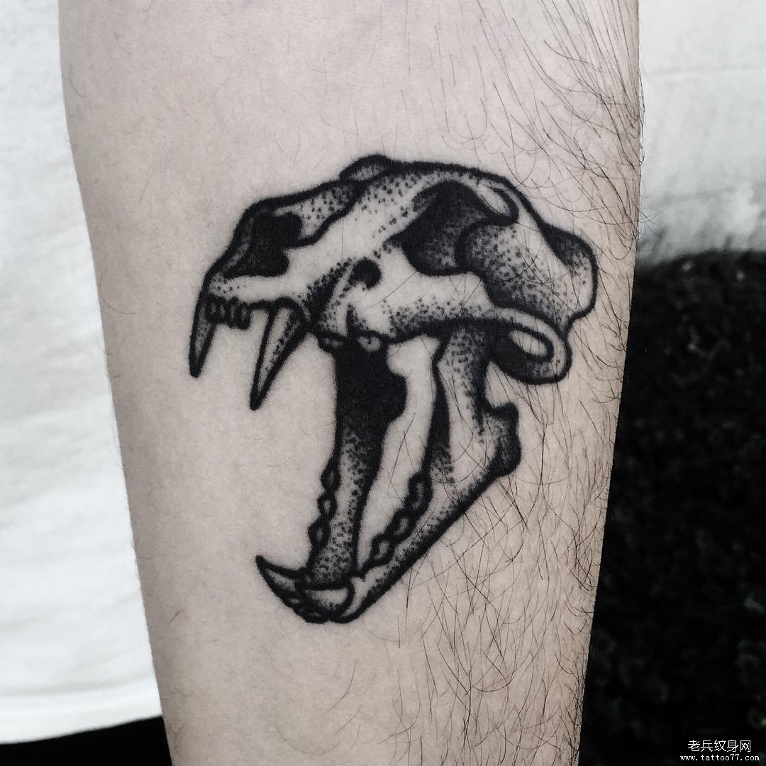 小臂骷髅纹身tattoo图案