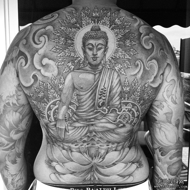 满背佛莲花传统纹身图案