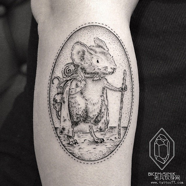 小腿点刺卡通老鼠tattoo纹身图案