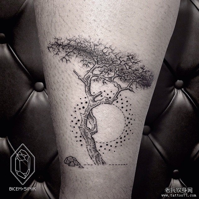 小腿点刺树木tattoo纹身图案