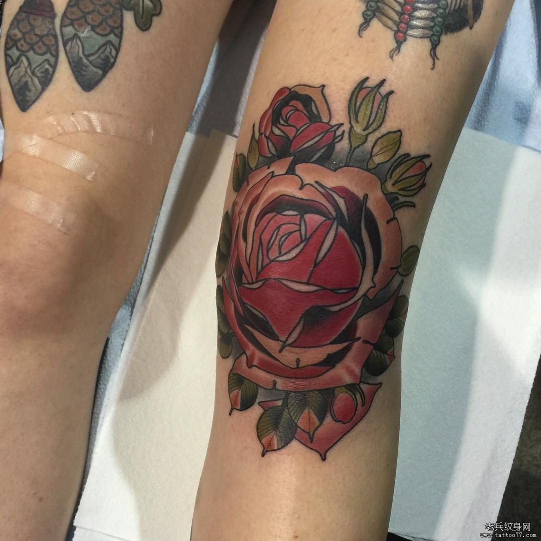 大腿school玫瑰纹身图案
