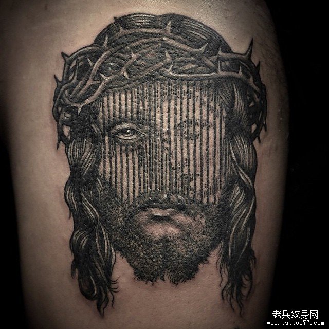 大腿欧美耶稣纹身图案