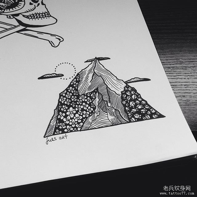 欧美山脉线条纹身图案手稿