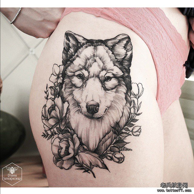 大腿黑灰欧美花卉狼小清新纹身图案