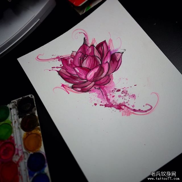 欧美泼墨莲花彩色纹身图案手稿