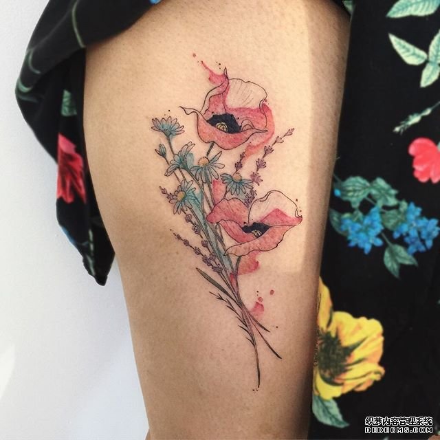 色彩花卉纹身图案