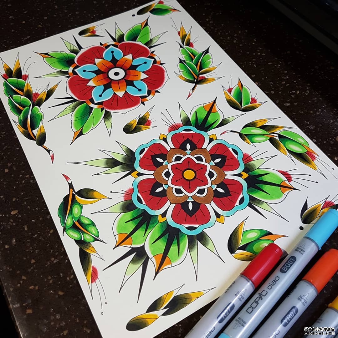 色彩花朵绿叶纹身手稿