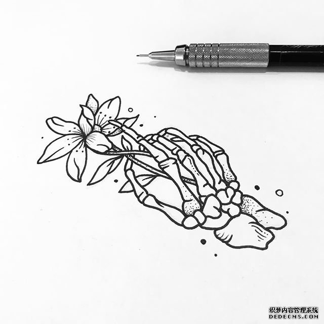 骷髅手纹身手稿纹身
