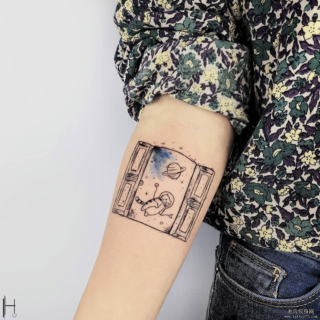 小清新卡通手臂tattoo图案