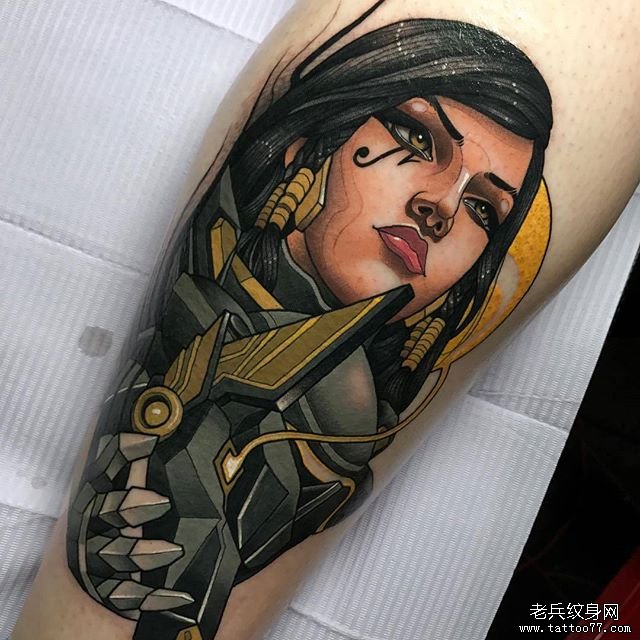 色彩女郎手臂纹身