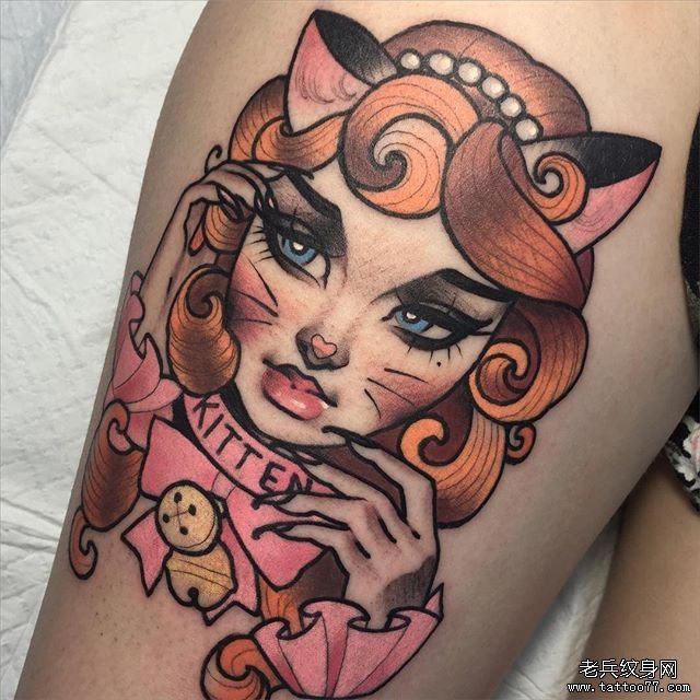 色彩猫女纹身图案
